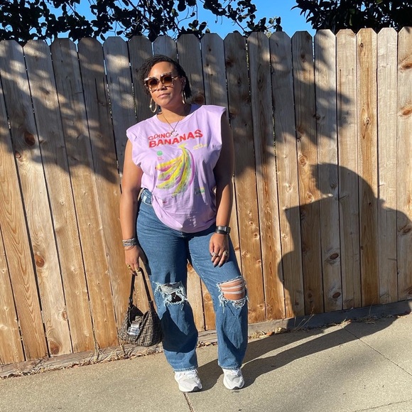 Meet Your Posh Ambassador, Cianni (See-Ah-Knee) - Picture 14 of 14